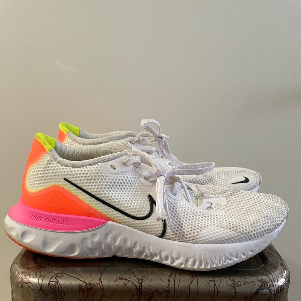 Nike renew shoes